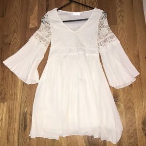 White Boutique Dress Size: SMALL